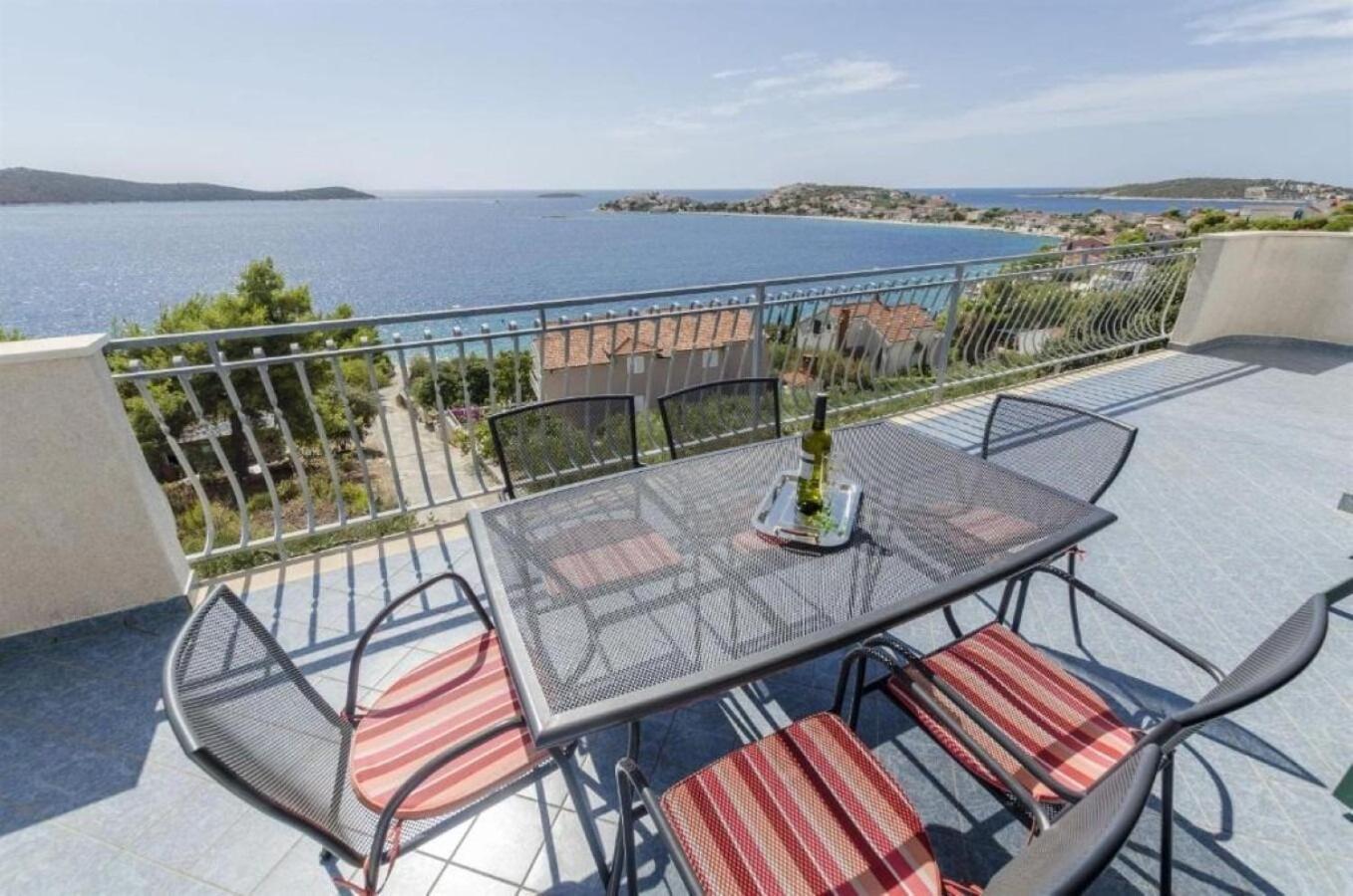 Apartments Mil - 80M From The Sea セヴィド エクステリア 写真